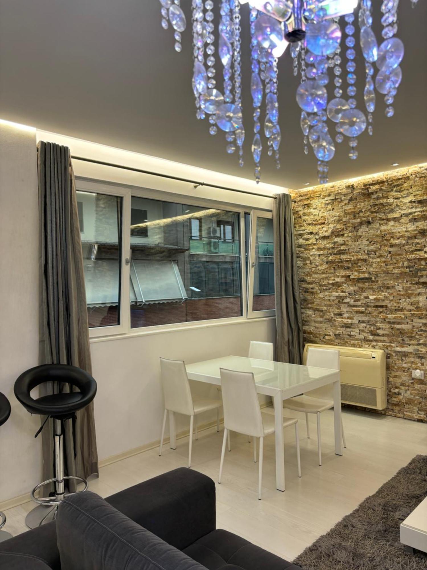 Tam Serviced 2Bdr Apartment City Center No6 Tirana Kültér fotó