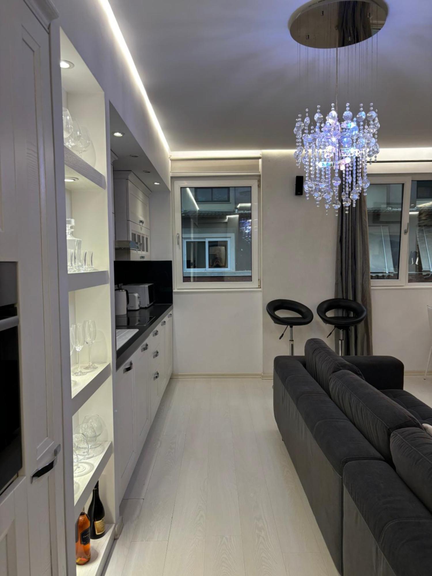 Tam Serviced 2Bdr Apartment City Center No6 Tirana Kültér fotó