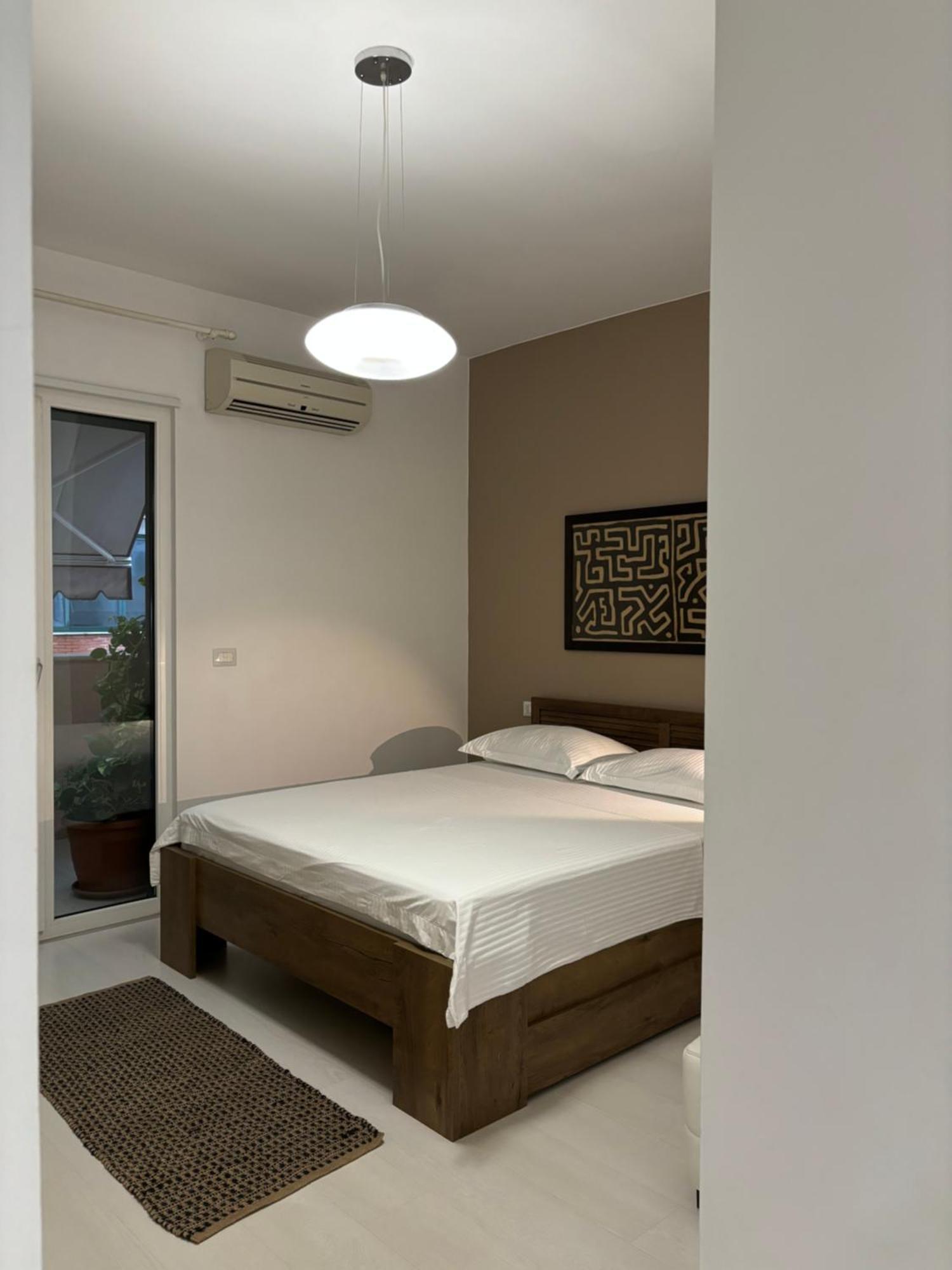 Tam Serviced 2Bdr Apartment City Center No6 Tirana Kültér fotó