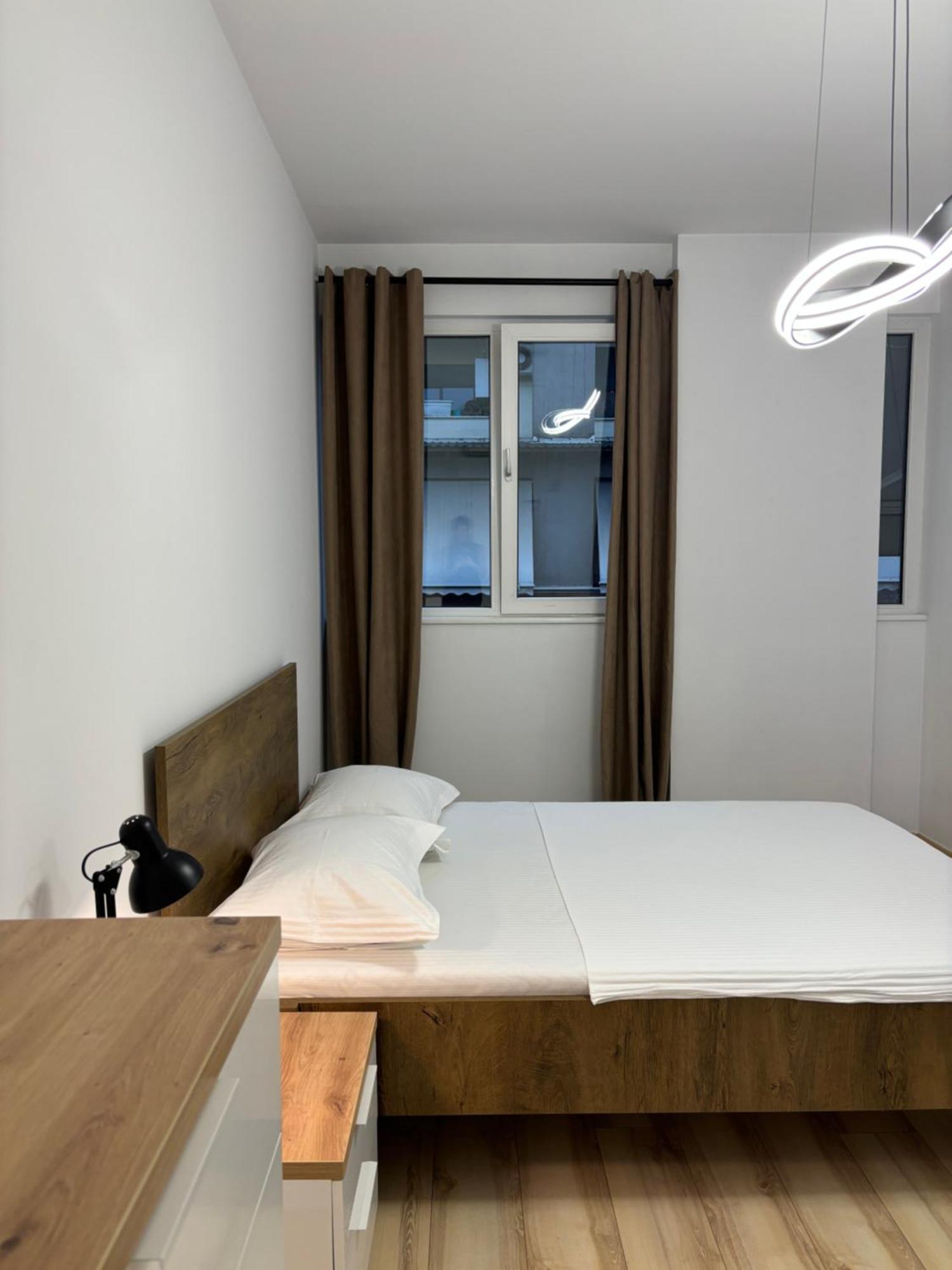 Tam Serviced 2Bdr Apartment City Center No6 Tirana Kültér fotó