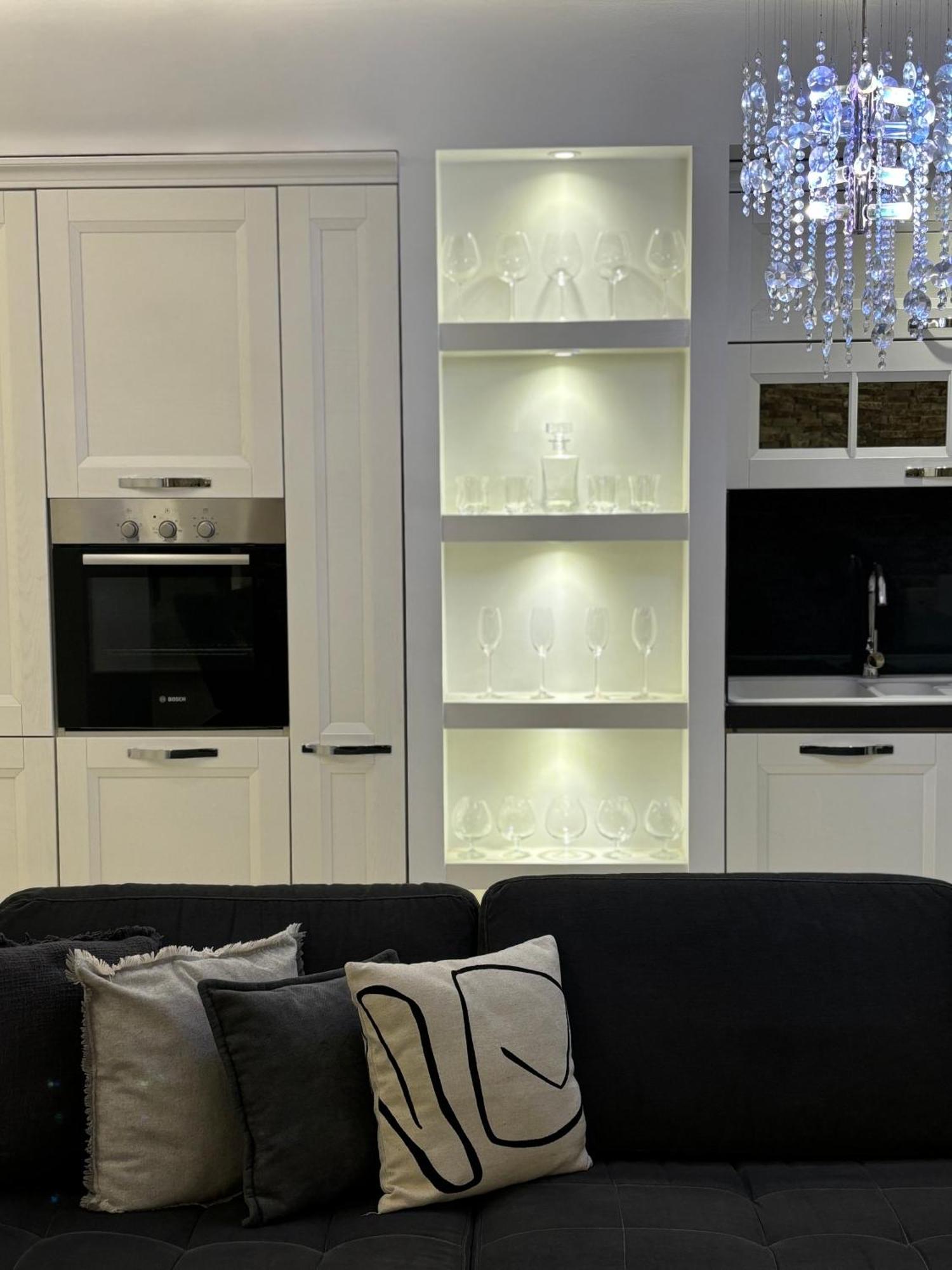 Tam Serviced 2Bdr Apartment City Center No6 Tirana Kültér fotó