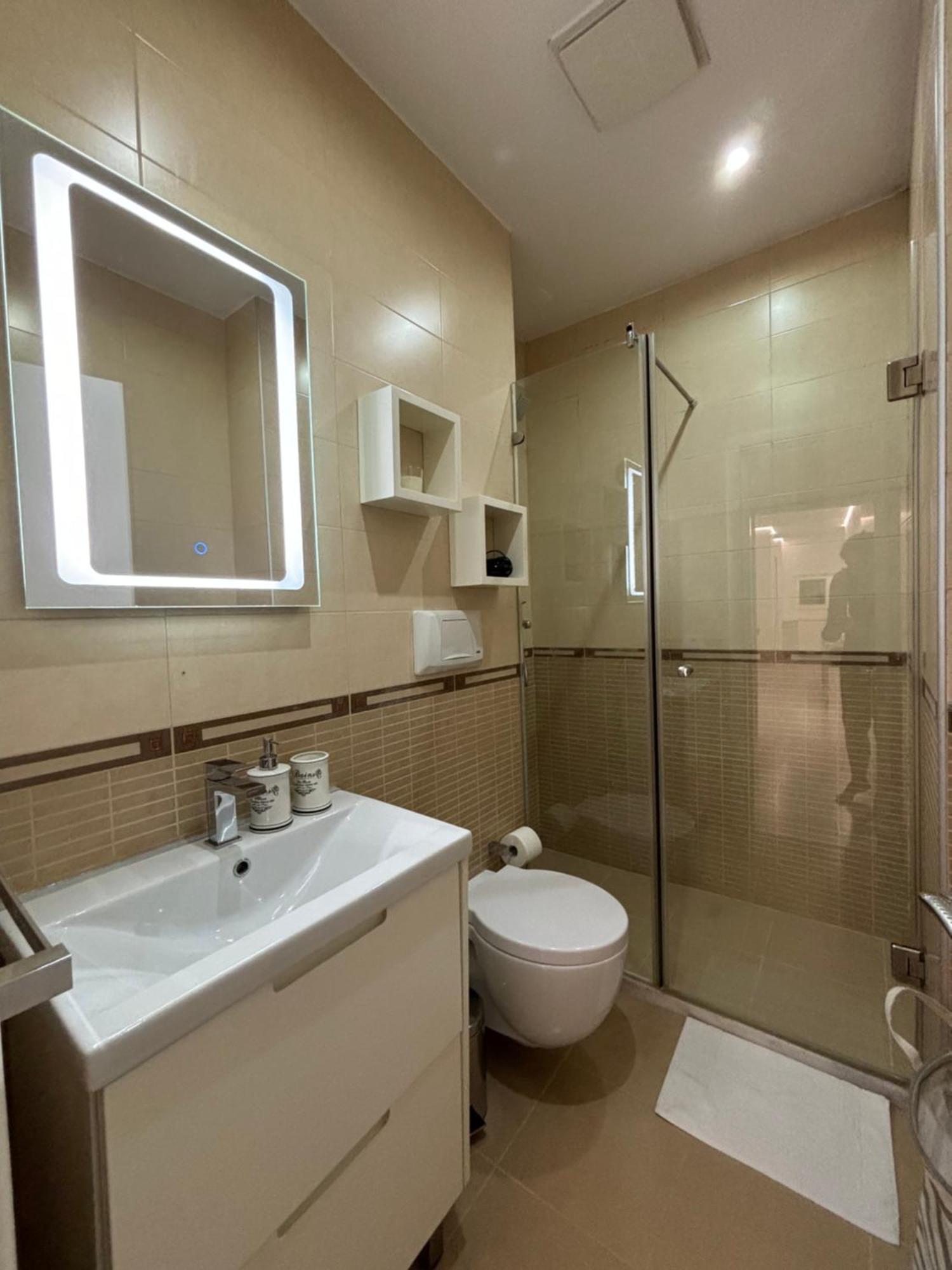 Tam Serviced 2Bdr Apartment City Center No6 Tirana Kültér fotó