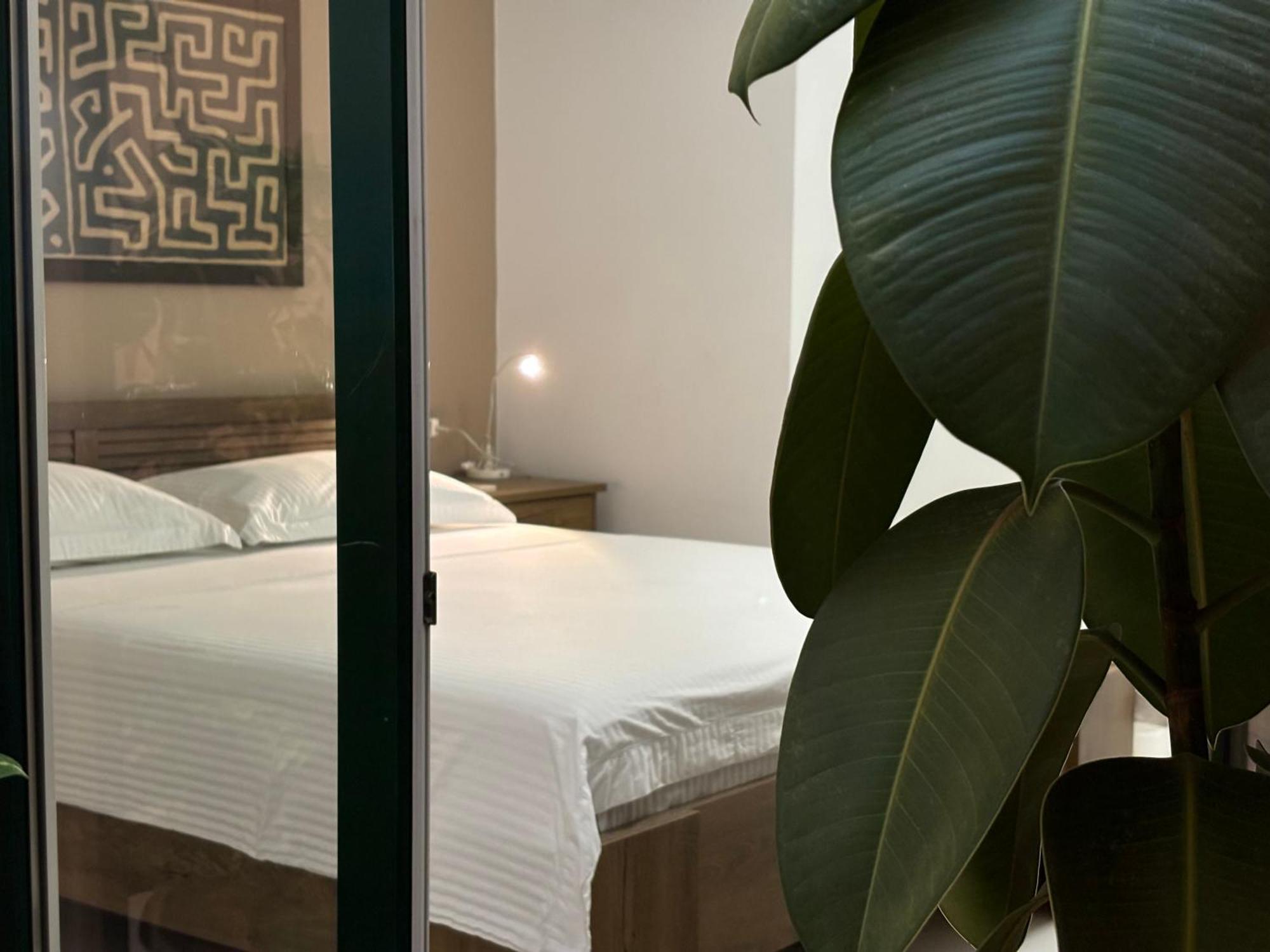 Tam Serviced 2Bdr Apartment City Center No6 Tirana Kültér fotó